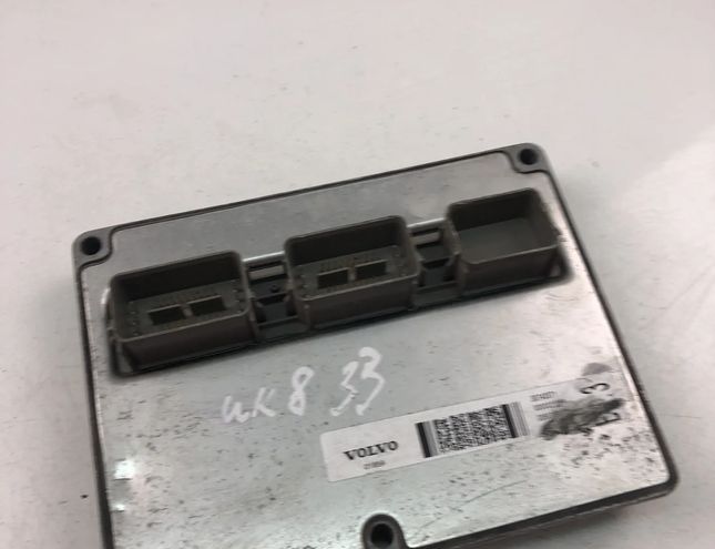 VOLVO V50 1 generation (2003-2012) Блок управления двигателем 30743371 23533653