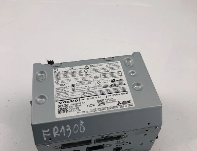 VOLVO XC60 1 generation (2008-2017) Hudobný prehrávač bez GPS 31466982 24558943