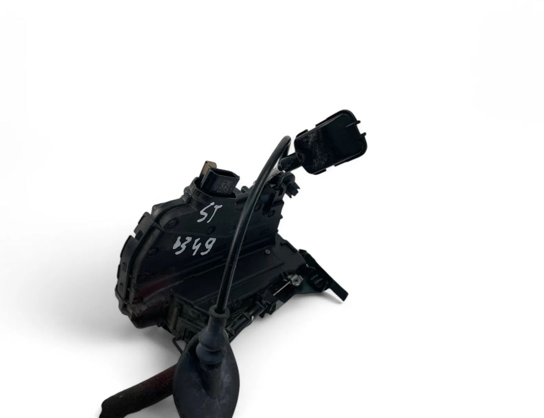 RENAULT Clio 4 generation (2012-2020) Pravý predný dverový zámok 805024563R 29003793