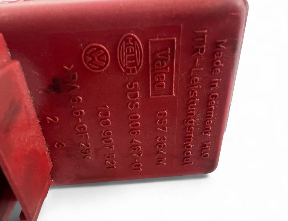 AUDI A3 8L (1996-2003) Motor ventilátora ohrievača/odpor ventilátora 1J0907521 30286323