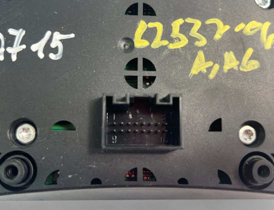 AUDI A6 C6/4F (2004-2011) 4F1919610T 30364243