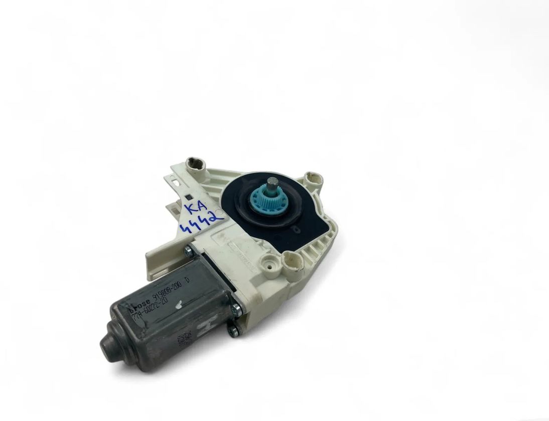 AUDI A8 D4/4H (2010-2018) Motor ovládania okna pravých predných dverí 8K0959801B 30492162