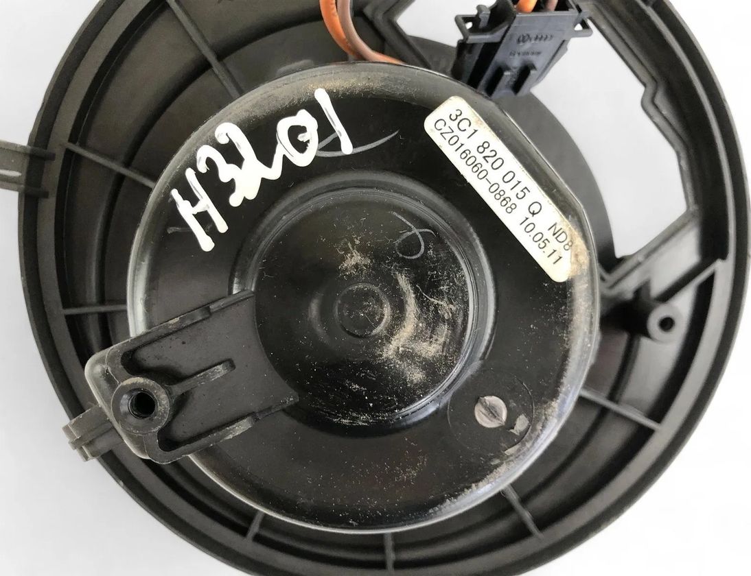 VOLKSWAGEN Tiguan 1 generation (2007-2017) Heater Blower Fan 3C1820015Q 32048680
