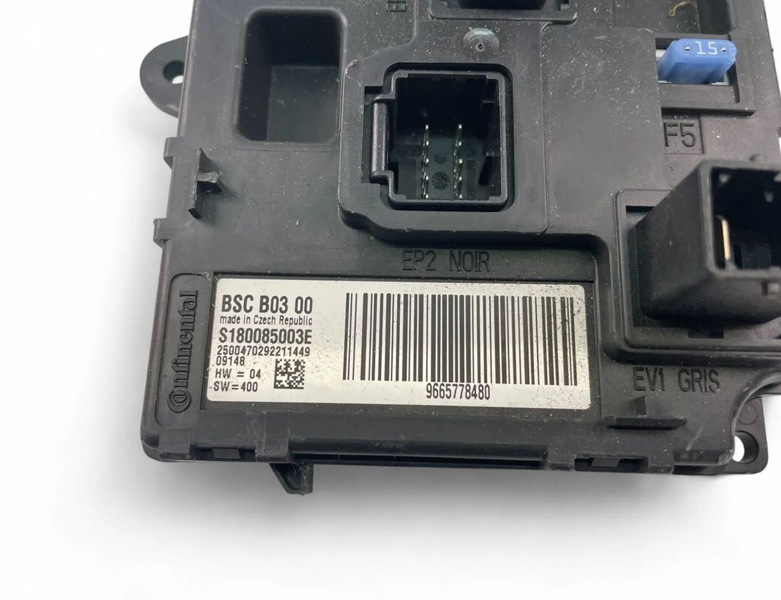 PEUGEOT 807 1 generation (2002-2012) Fuse box 9665778480,S180085003E 32096555