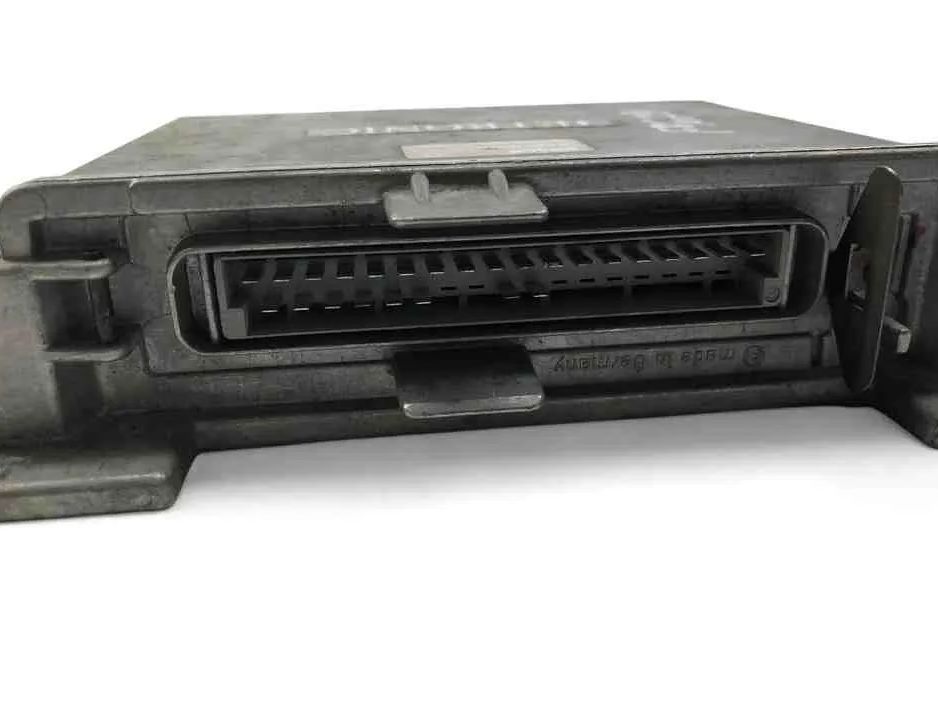 SAAB 900 2 generation (1993-1998) Engine Control Unit ECU 0280800070 32426424