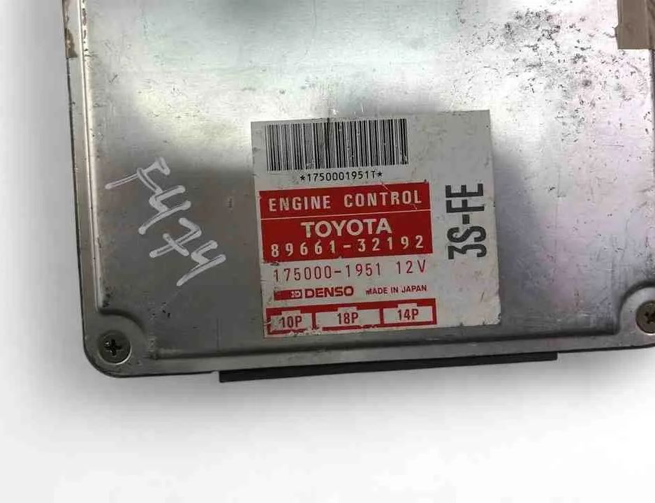 TOYOTA Camry V40 (1994-1998) Блок управления двигателем 89661-32192 32426574