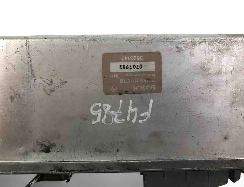 VOLVO 740 1 generation (1983-1992) ABS control unit 0265101028,3523142 32589068