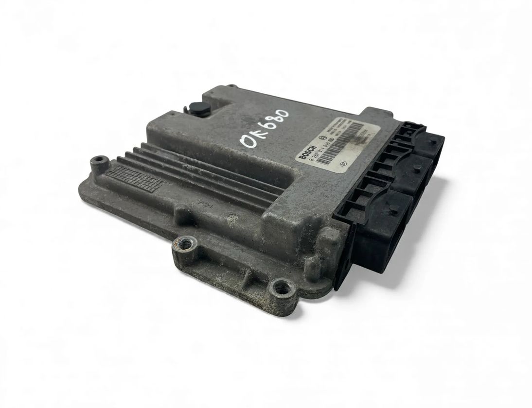 RENAULT Laguna 3 generation (2007-2015) Riadiaca jednotka motora 8200726880,0281014646 33069467