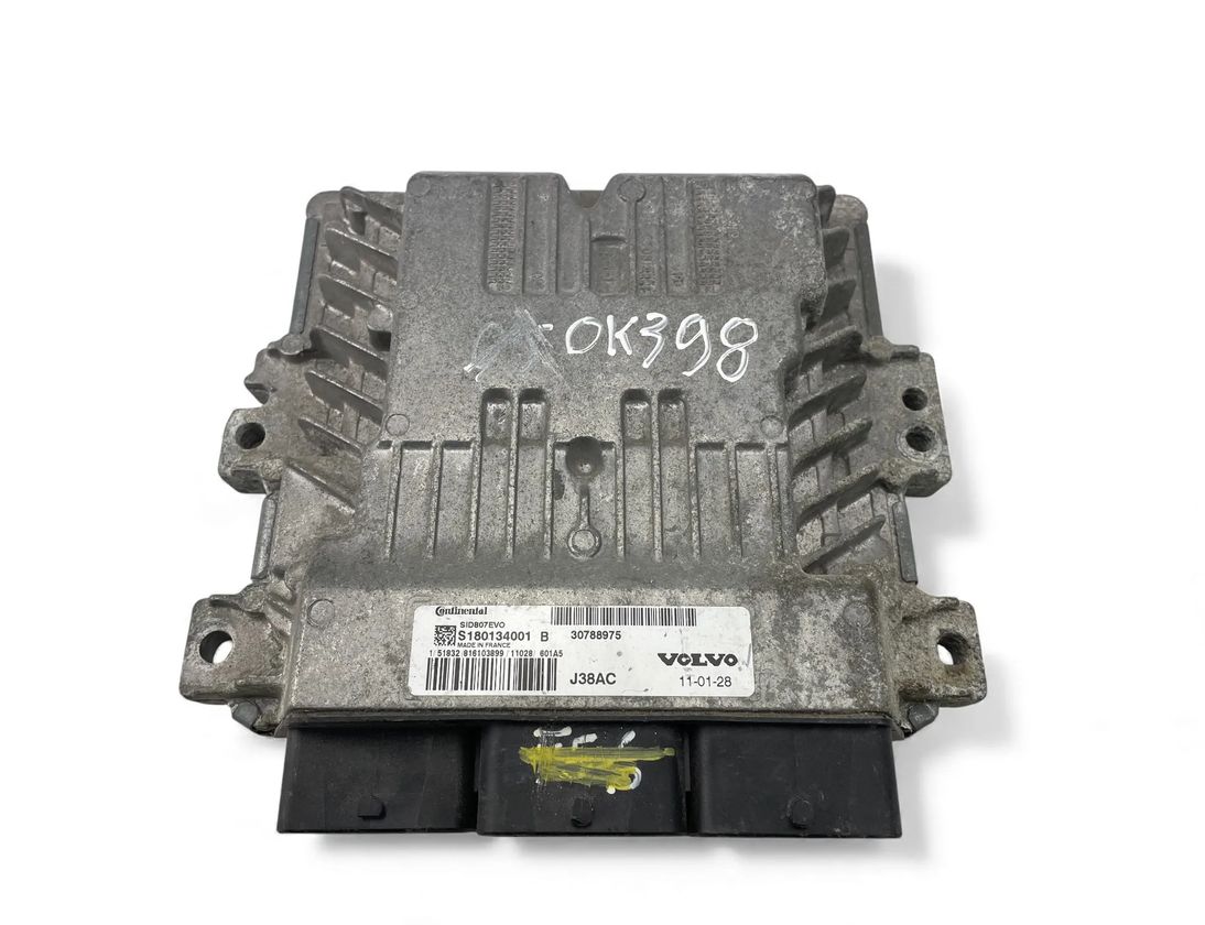 VOLVO V50 1 generation (2003-2012) Riadiaca jednotka motora 30788975,S180134001B 33086851