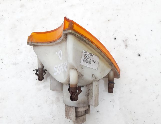 IVECO EuroCargo I-III (1991-2015) 13 generation (2015-2021) Передний правый указатель поворота 504187906,110519 24695498