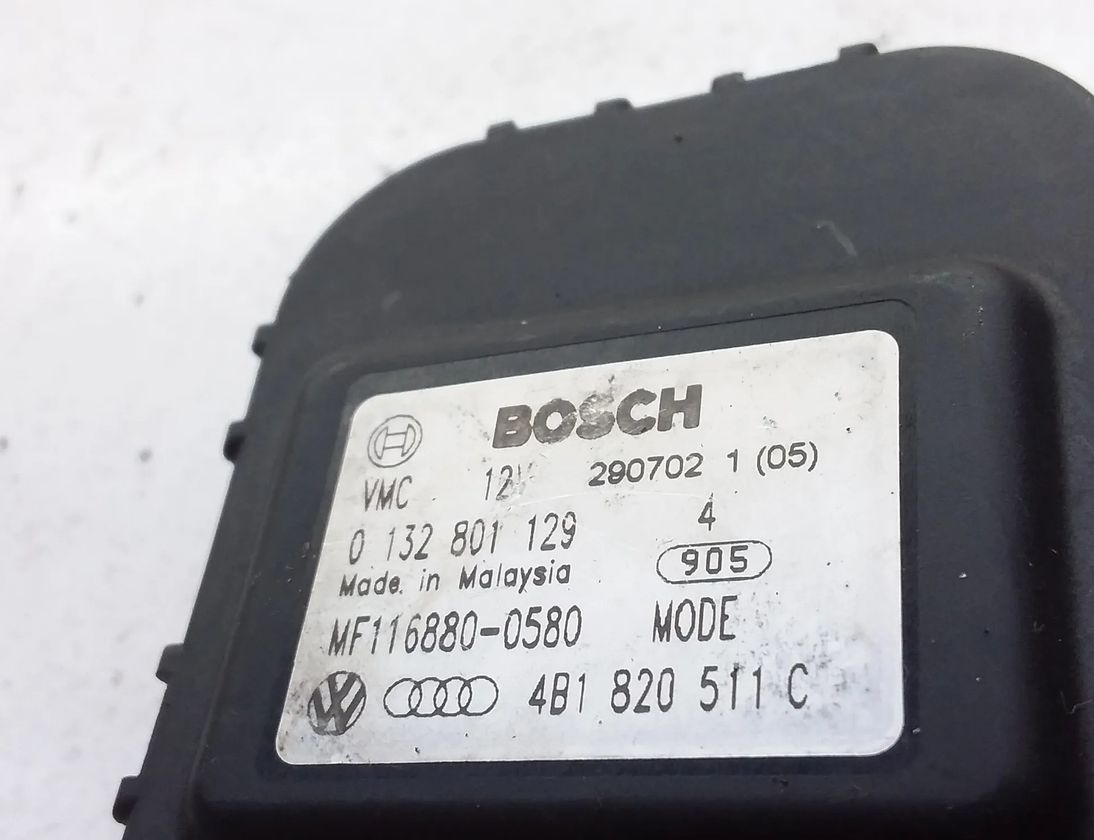 AUDI A6 C5/4B (1997-2004) Двигатель задвижки потока воздуха 4b1820511c,0132801129 14467429