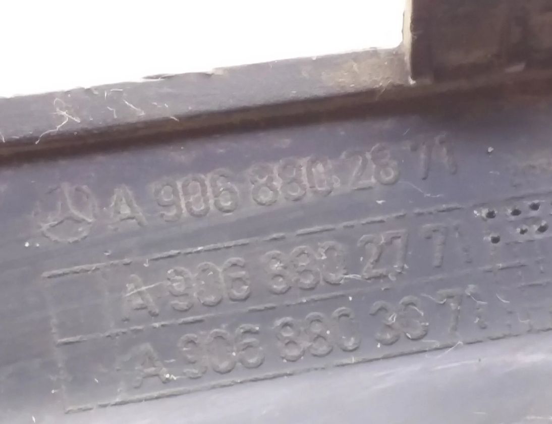 MERCEDES-BENZ Sprinter 2 generation (906) (2006-2018) Ostatné časti výbavy A9068802871,A9068803071,A9068802771 17706272