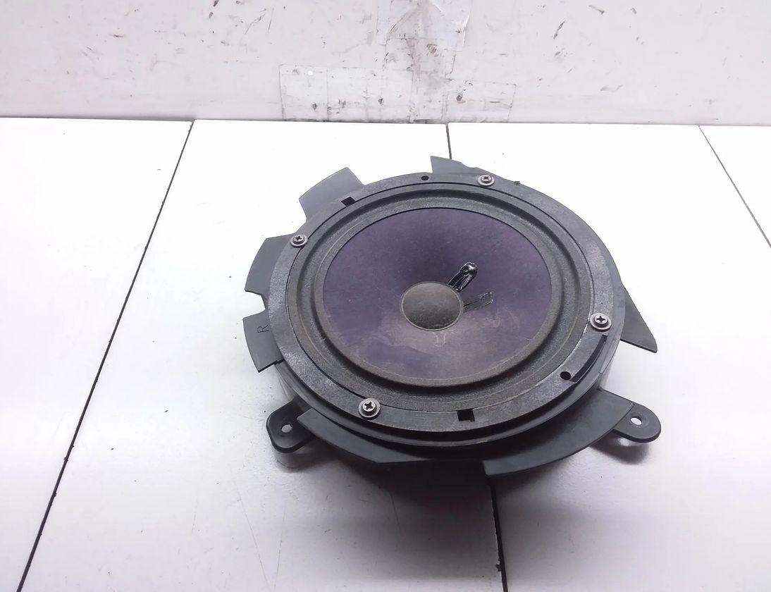 SKODA Octavia 1 generation (1996-2010) Front Right Door Loudspeaker 1U0035411F 31655967