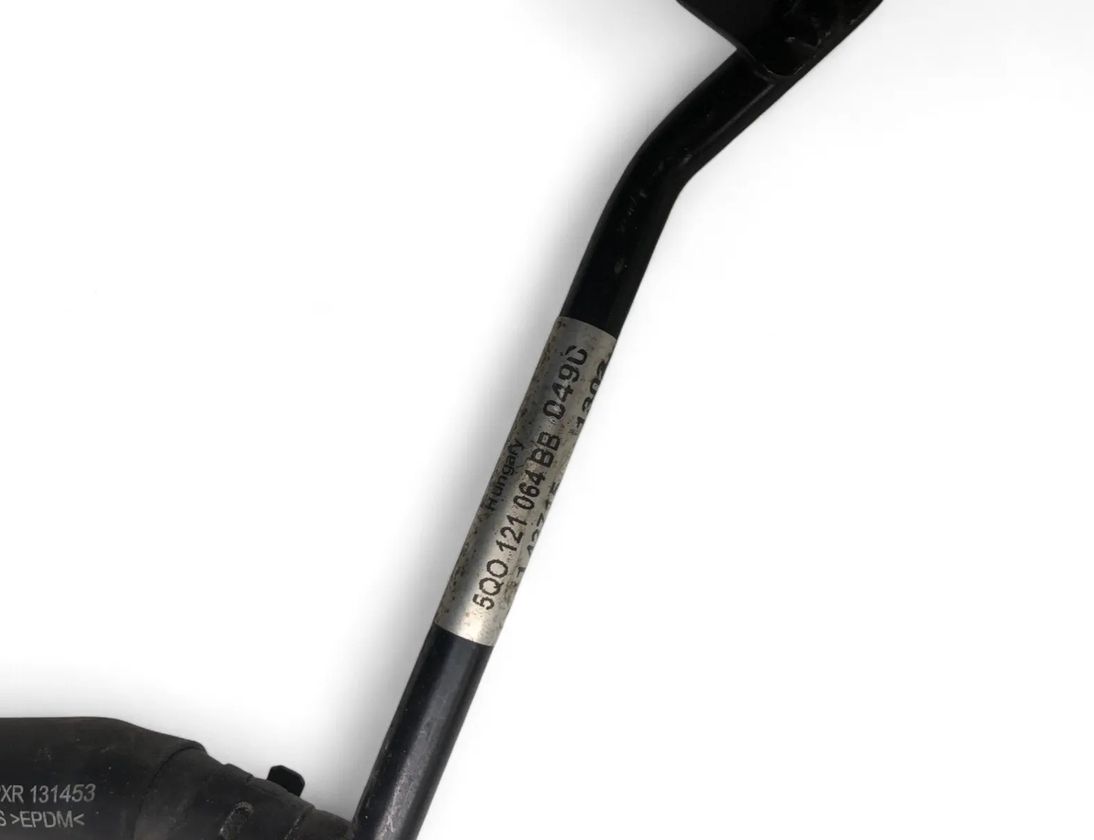 VOLKSWAGEN Passat B8 (2014-2023) Coolant Hose Pipe 5Q0121064BB 31566899