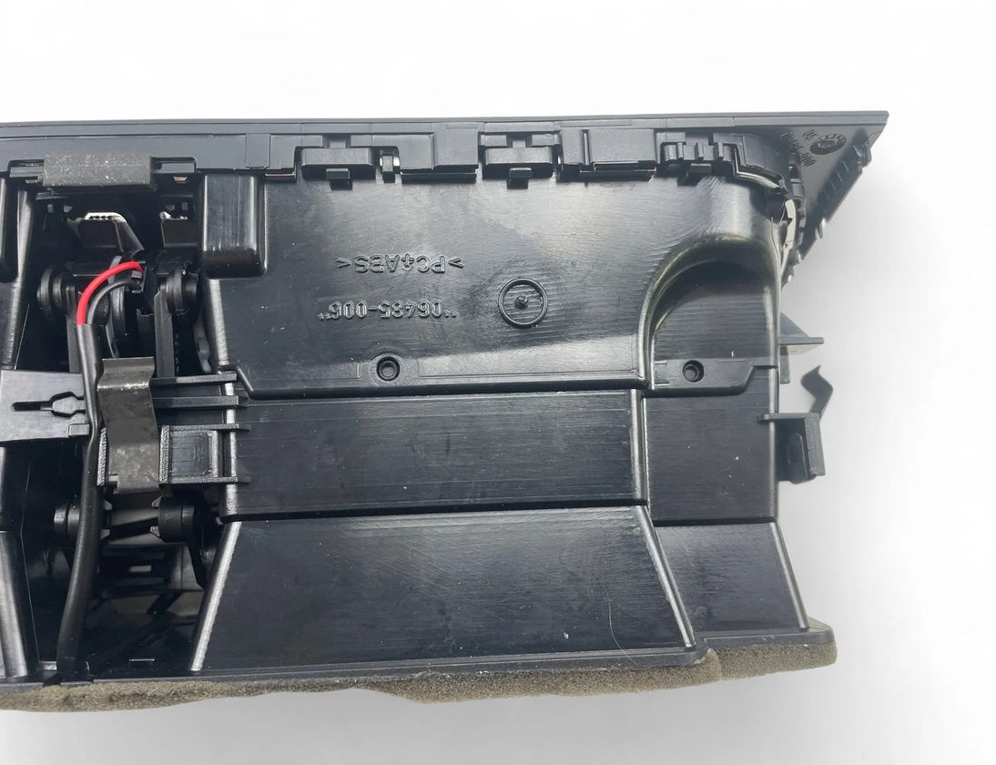 AUDI A4 B8/8K (2011-2016) Вентиляционные отверстия центральной консоли 8T1820951E 32966598