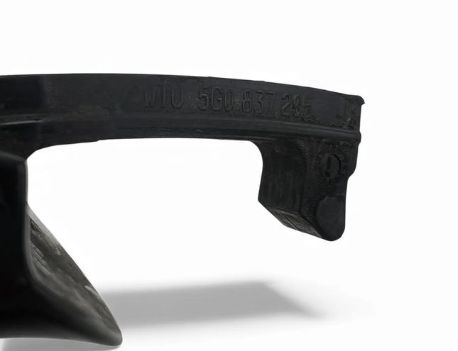 VOLKSWAGEN Golf 7 generation (2012-2024) Наружная ручка задней левой двери 5G0837205 33069321