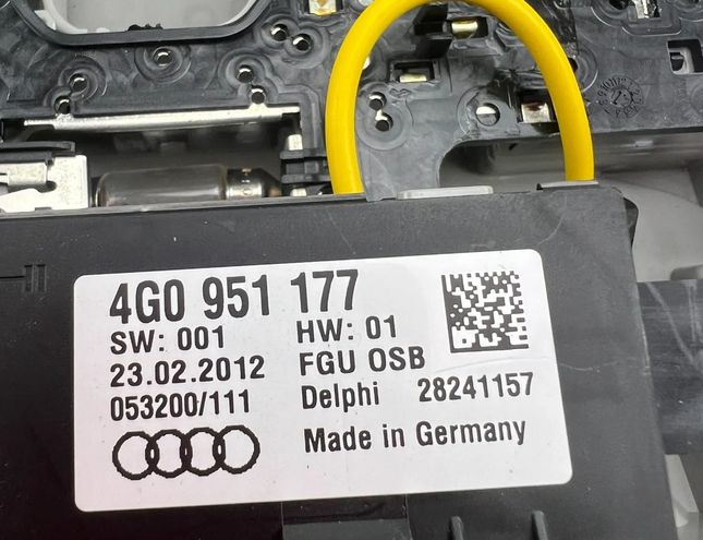 AUDI A6 C7/4G (2010-2020) Освещение салона 4G0951177 33079946