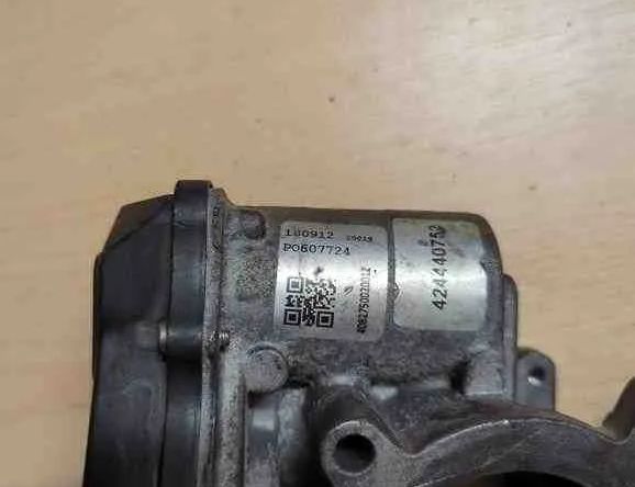 AUDI A4 B7/8E (2004-2008) EGR Valve 424440752 32639263