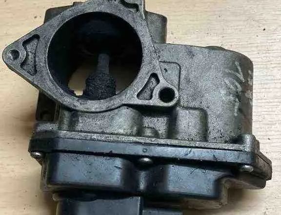 AUDI A4 B8/8K (2011-2016) EGR Valve 03L131501,01160264 32639596