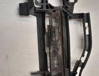 AUDI A6 C6/4F (2004-2011) Кронштейн ручки задней левой двери 25911478