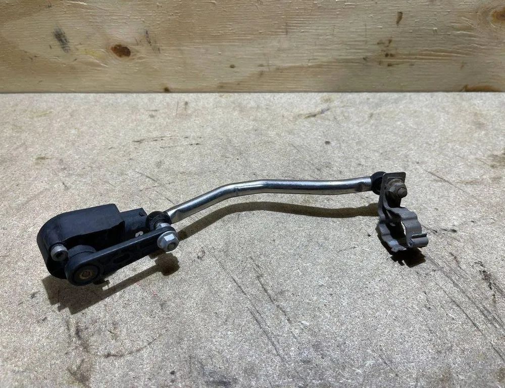 BMW 5 Series F10/F11 (2009-2017) Front Right Level Sensor 25916010,6860843,37146784072,37146860843,37146788569 32187444