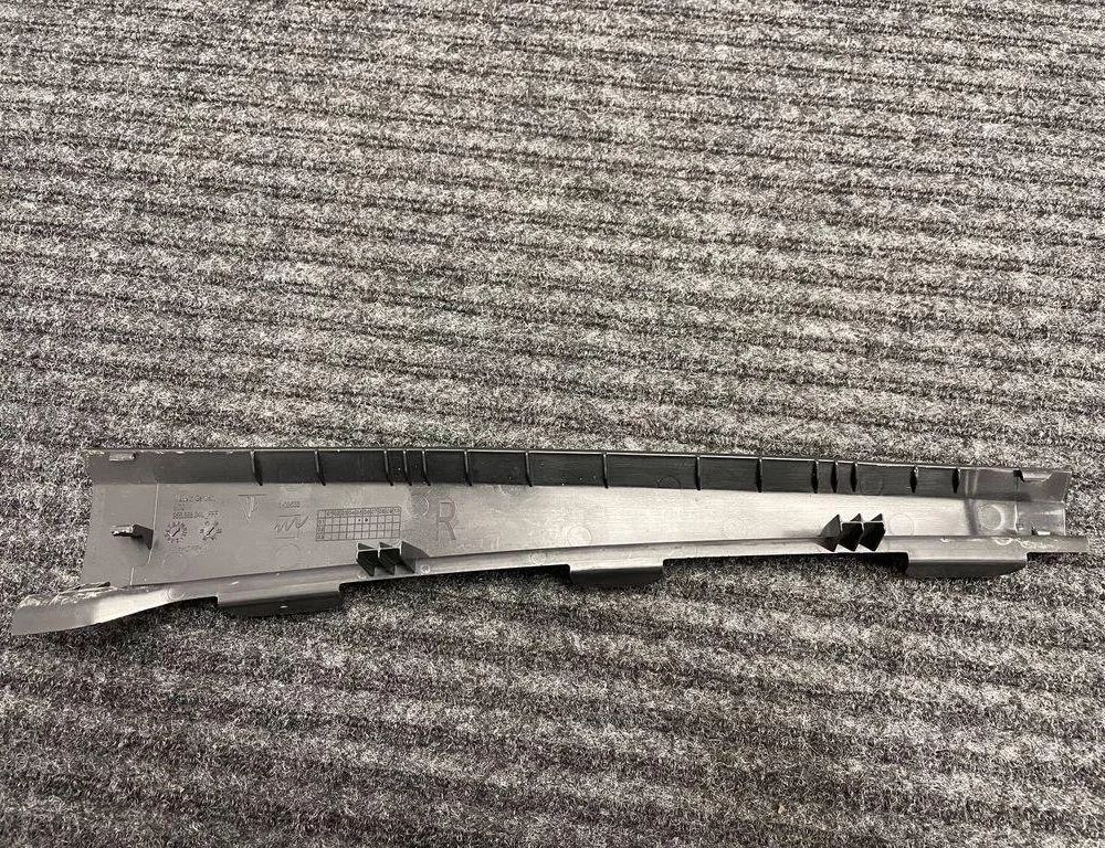 PORSCHE Macan 1 generation (2013-2023) Pravý A stĺpikový obklad 108633,95B868240 32190617