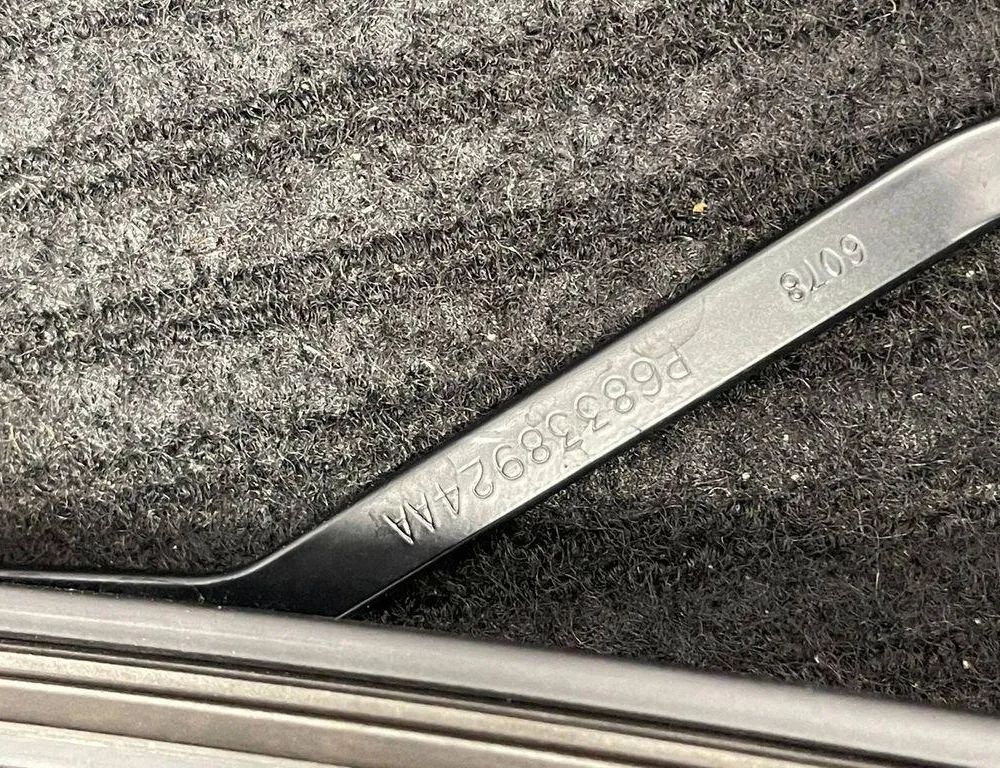 DODGE Ram 4 generation (2008-2023) Стеклоочистители спереди 68338924AA,68338925AB 32191893