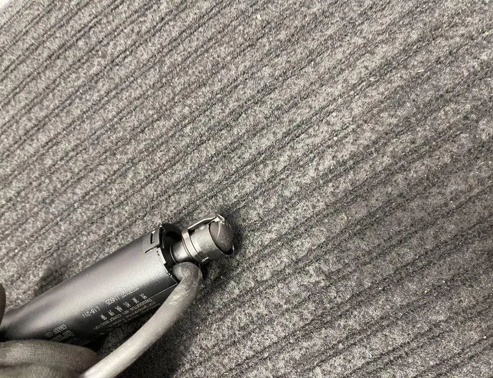 BMW 3 Series G20/G21/G28 (2018-2024) Амортизатор крышки багажника левый 7453413 32192513