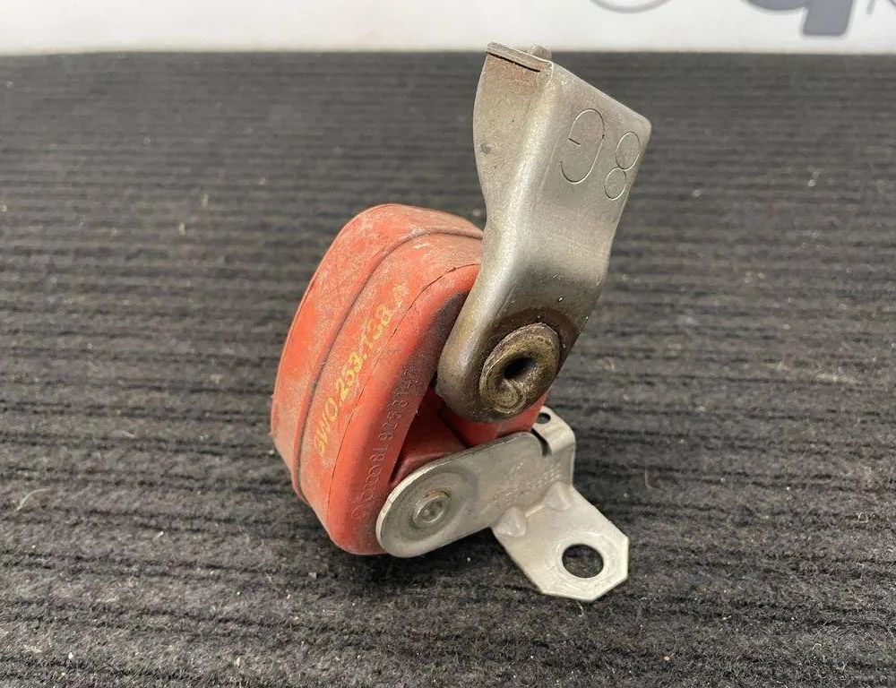 BENTLEY Continental B8 (2014-2023) Držiak výfukového závesu 8L9253147,3W0253138A 32193047