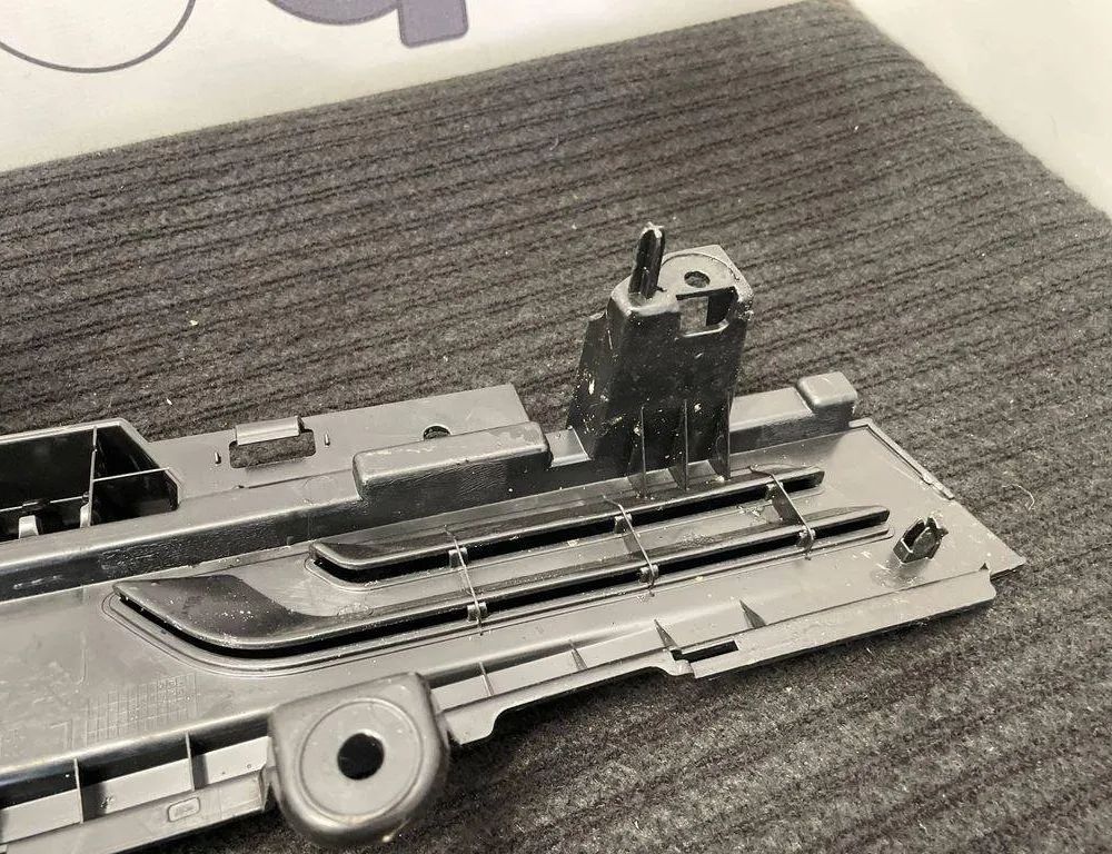 BMW X3 G01 (2017-2024) Задняя левая стойка 20257210,7396603 32193179