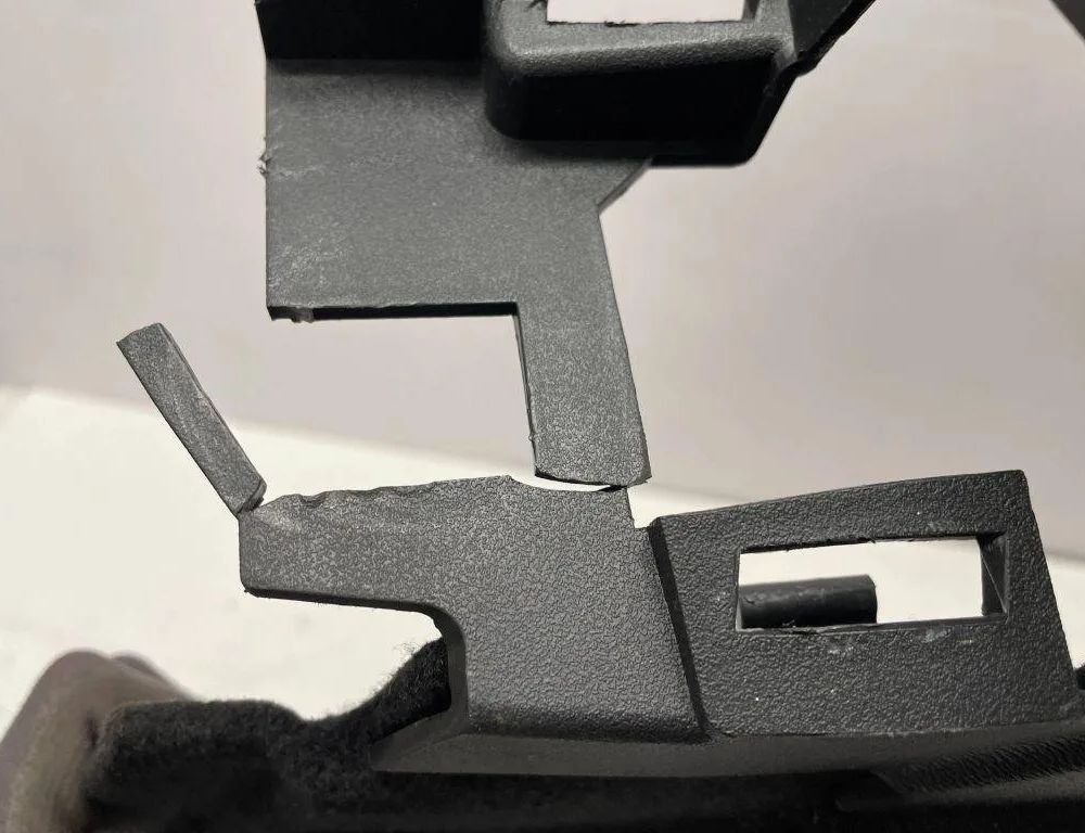 VOLVO XC60 2 generation (2017-2024) Right Side Trunk Trim 31440674 32196105