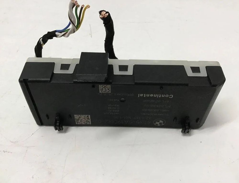 BMW X3 G01 (2017-2024) Ovládacia jednotka krytu batožinového priestoru 5A19DB2 32203130