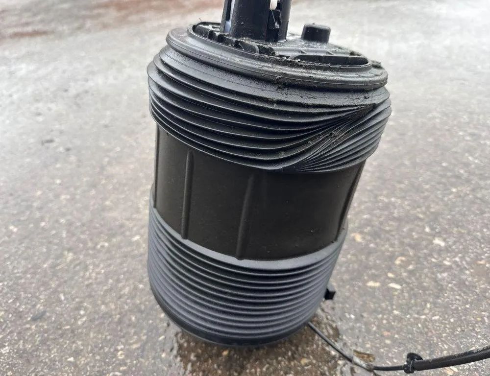 AUDI Q5 8R (2008-2017) Rear Left Air Suspension Cushion 4M0616001AK 32203158