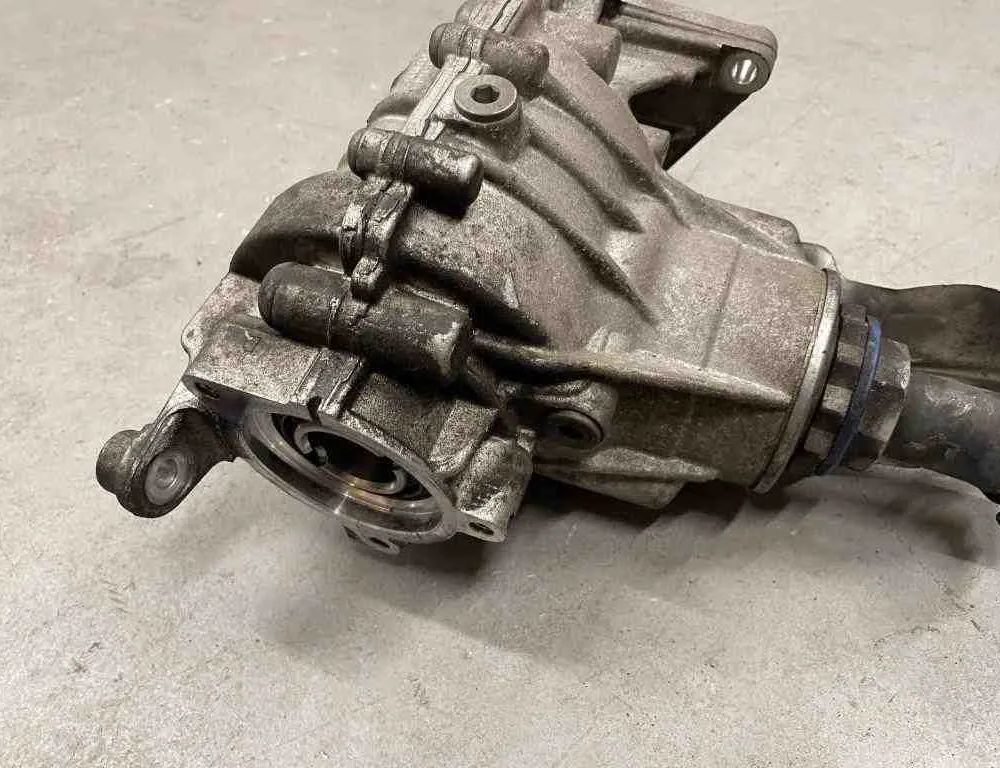 BMW X1 F48/F49 (2015-2023) Раздатка 60901,21006960901602,764688905 32601139