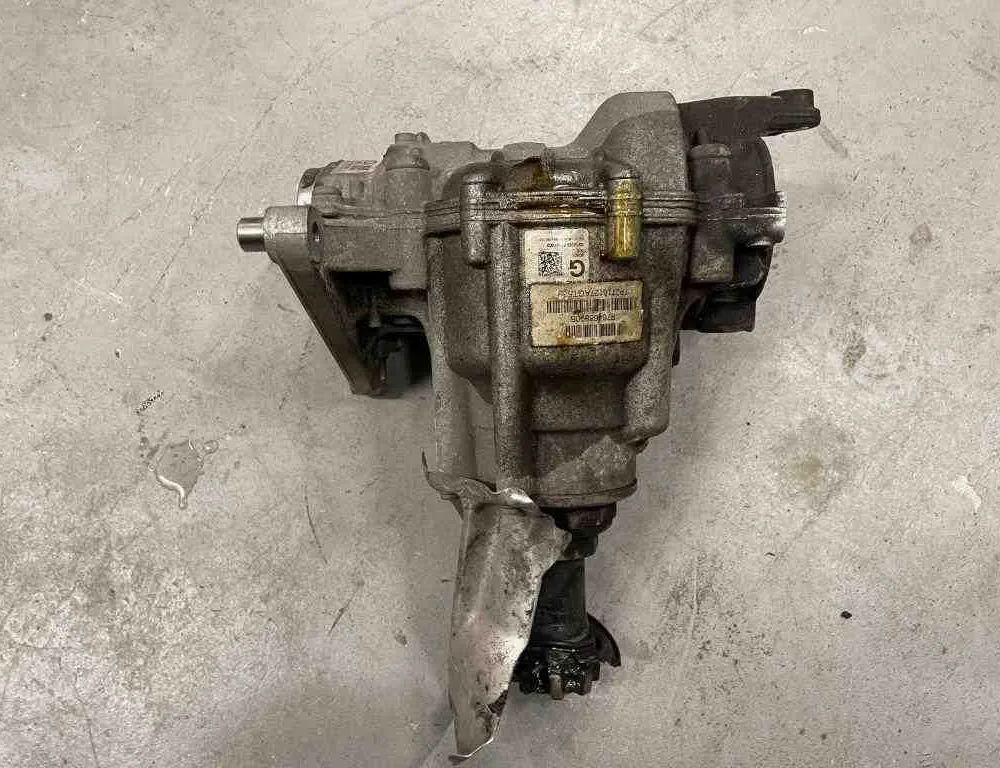 BMW X1 F48/F49 (2015-2023) Раздатка 60901,21006960901602,764688905 32601139