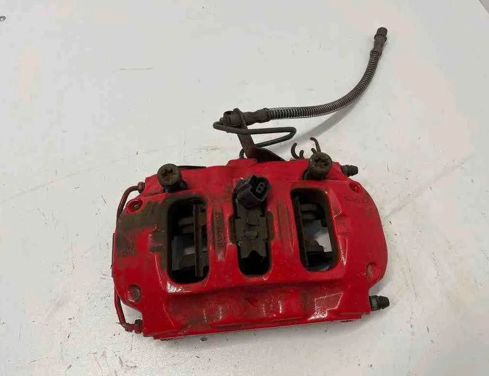 PORSCHE 911 992 (2018-2023) задний правый суппорт 970352425,99135205313 32601243