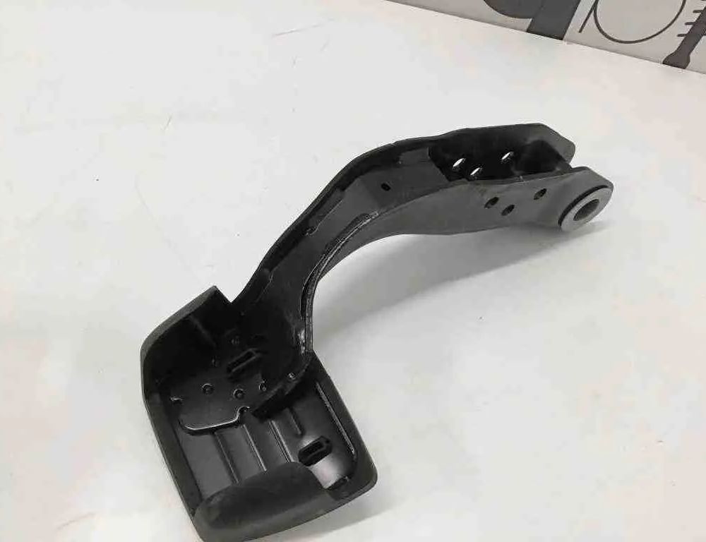 VOLKSWAGEN Arteon 1 generation (2017-2024) Педаль тормоза 762135154165 32602601