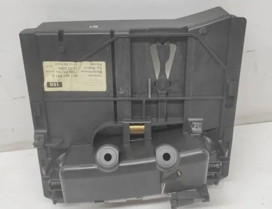 AUDI A6 C6/4F (2004-2011) Popolník 4F1857951 31496040