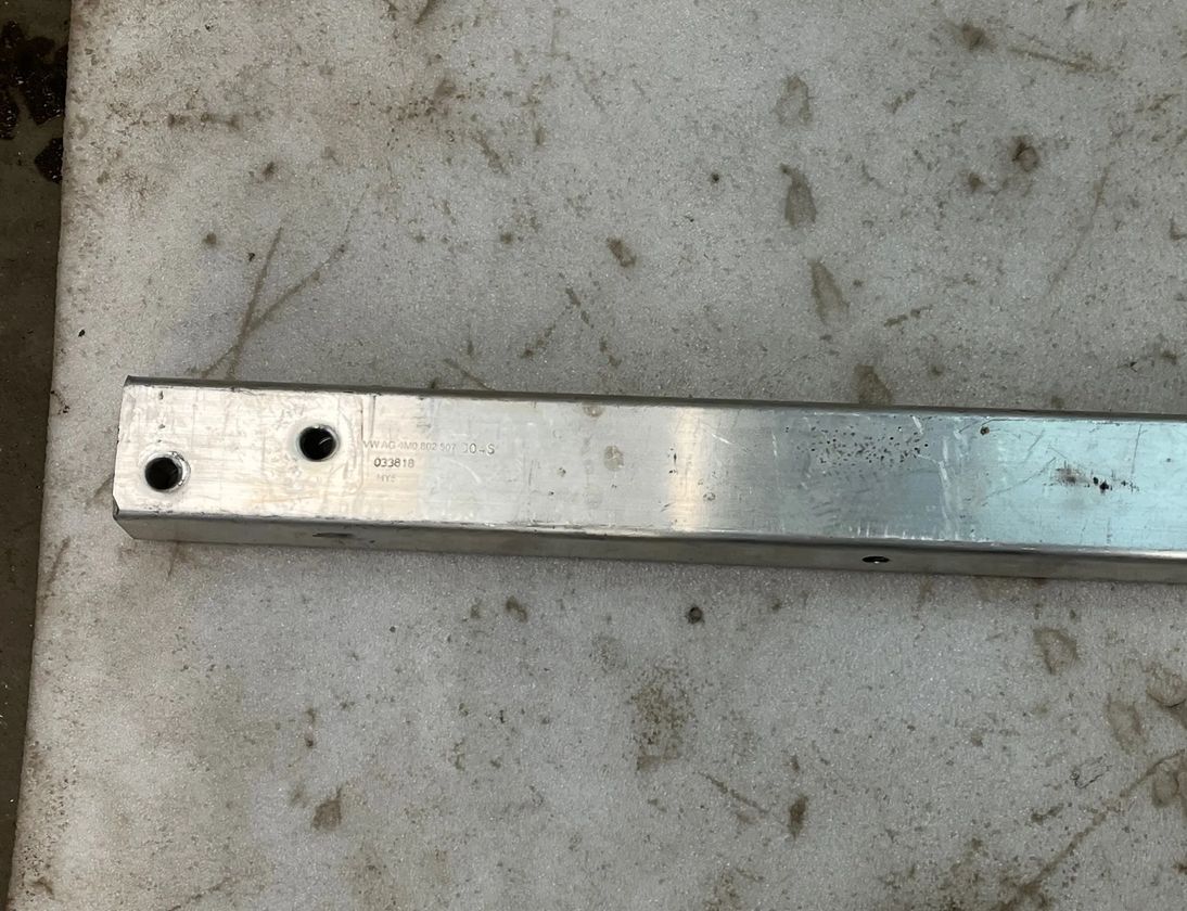 AUDI Q7 4M (2015-2024) Усилитель переднего бампера 4M0802507D,4M0802507 17737839