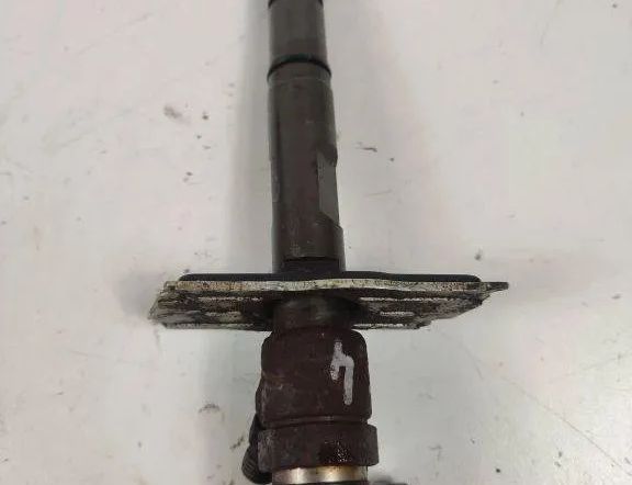 AUDI A8 D2/4D (1994-2002) Palivový vstrekovač 0445110158 31939373