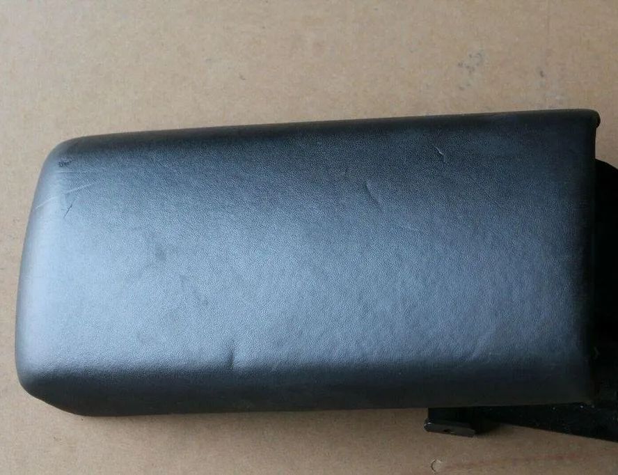 FERRARI California 1 generation (2008-2017) Opierka na ruku 81524900 31939396