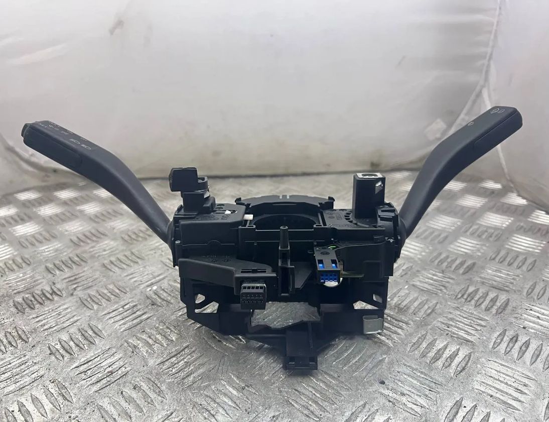 VOLKSWAGEN Golf 5 generation (2003-2009) Подрулевой переключатель 1K0953503G,1K0953513A,1K0953519 10834973