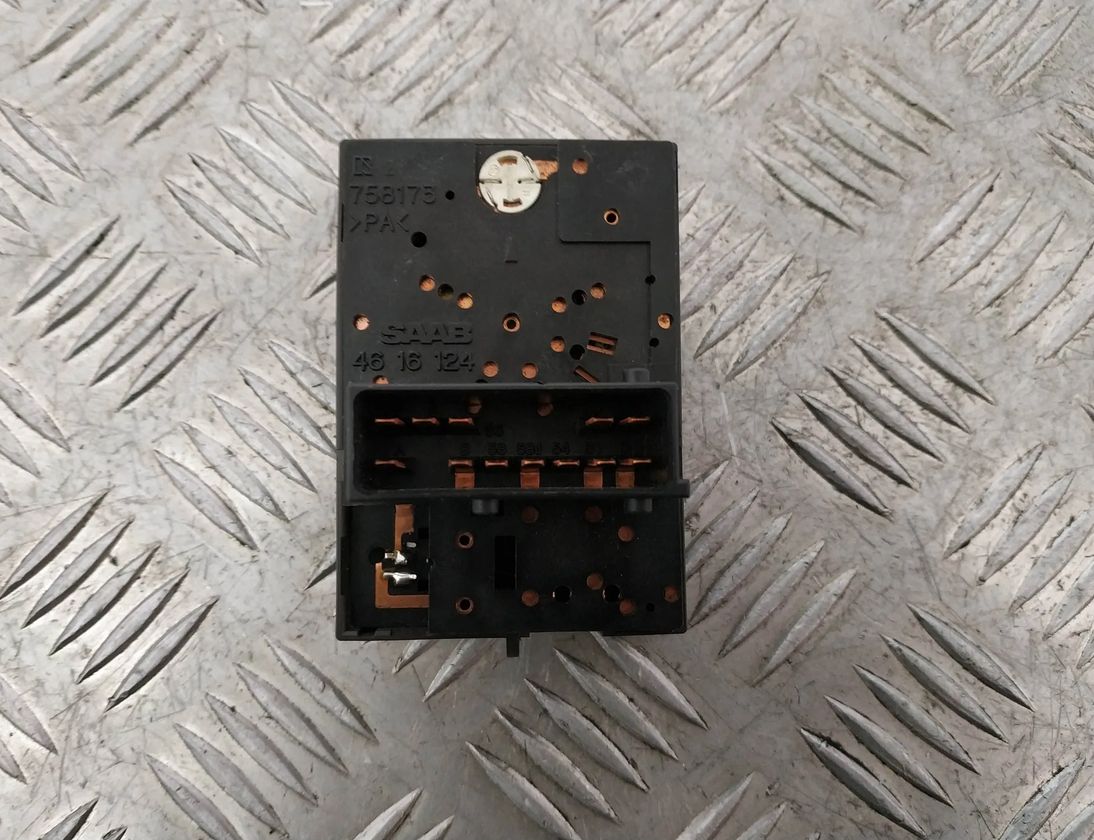 SAAB 95 1 generation (1959-1977) Headlight Switch Control Unit 4616124,758173 13700277