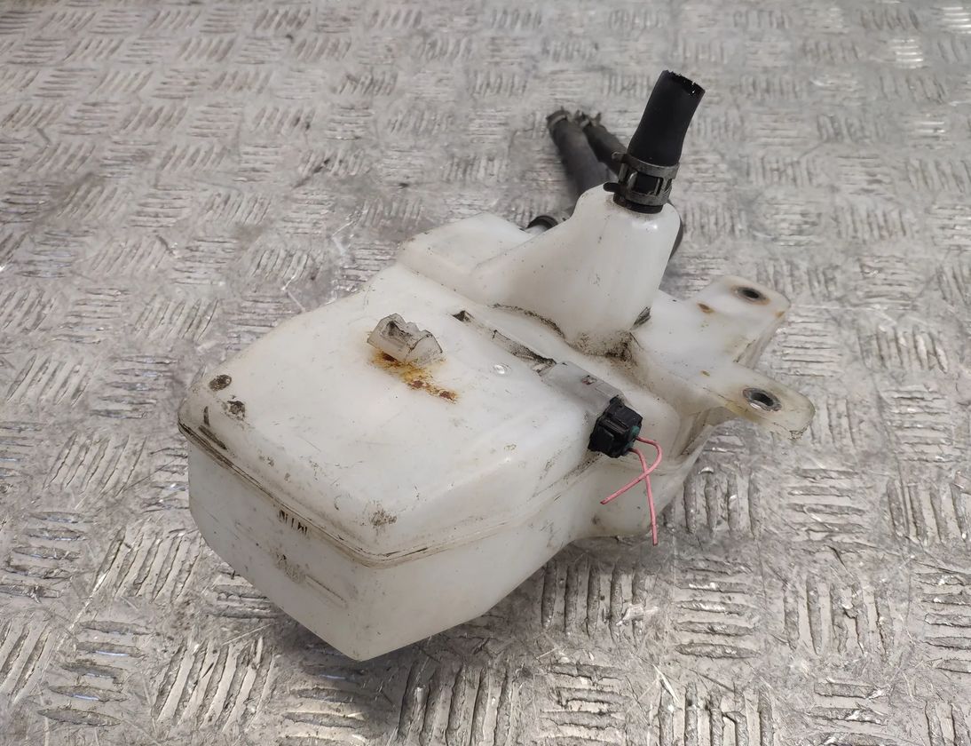 TOYOTA Prius 2 generation (XW20) (2003-2011) Бачок тормозной жидкости 13231140120 15204789