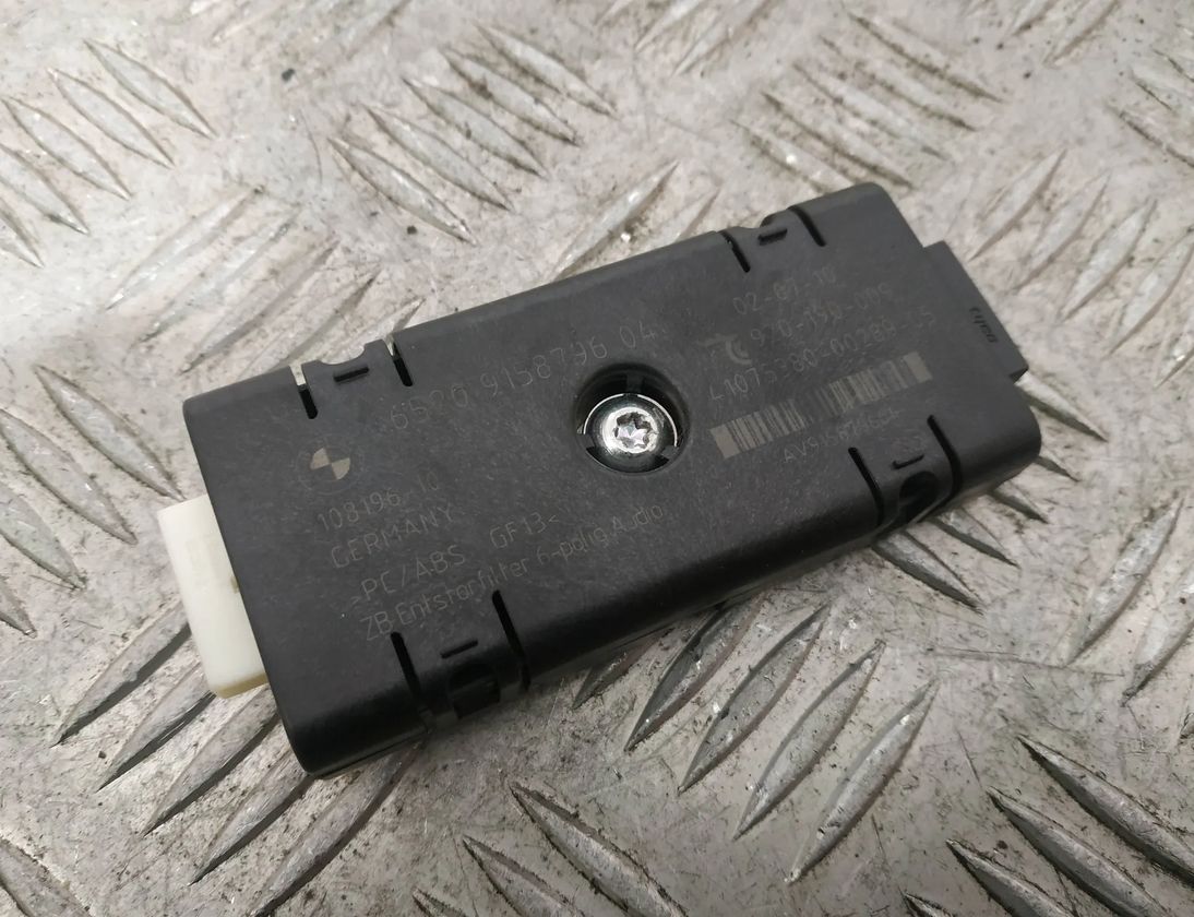 BMW 5 Series Gran Turismo F07 (2010-2017) Антенный модуль 9158796,65209158796 15403933