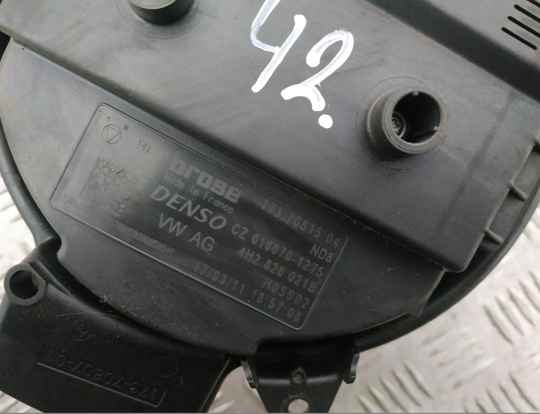 AUDI A8 D4/4H (2010-2018) Heater Blower Fan 4H2820021B 17022219