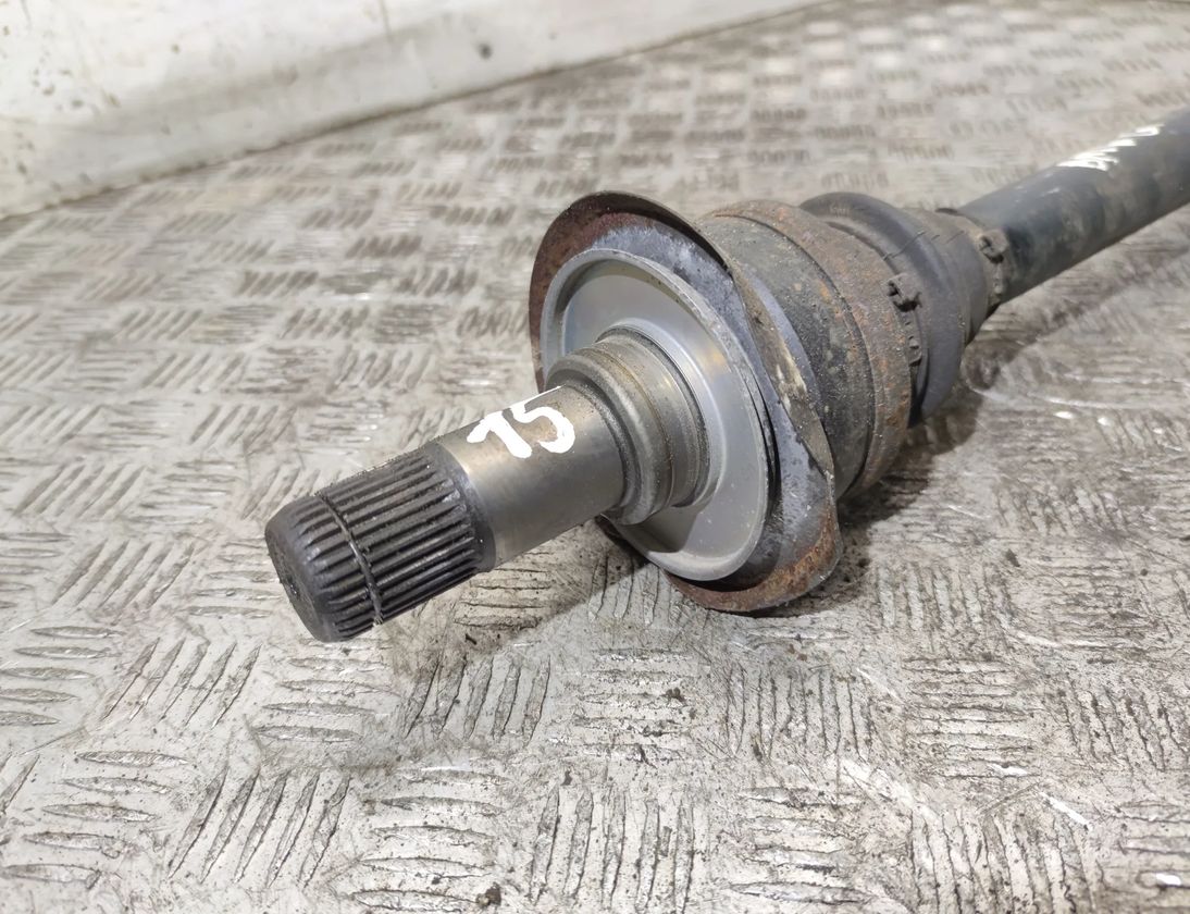 BMW 5 Series Gran Turismo F07 (2010-2017) Ľavý zadný hnací hriadeľ 7566087 17501005