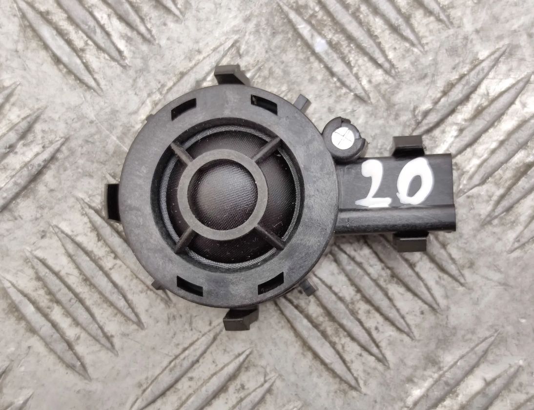 VOLVO V40 Cross Country 1 generation (2012-2020) Zadný ľavý reproduktor dverí 31384748 17679421