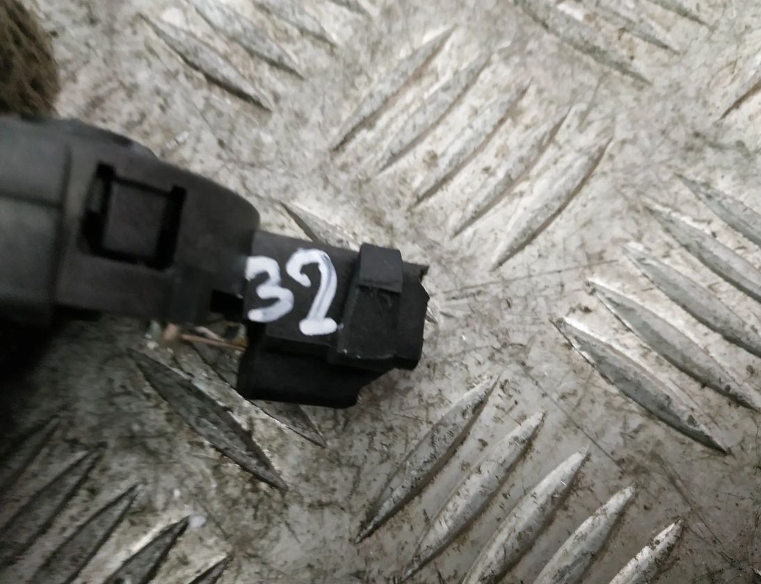 VOLVO XC60 1 generation (2008-2017) Колонка  дверей задняя левая 31252330 17732119