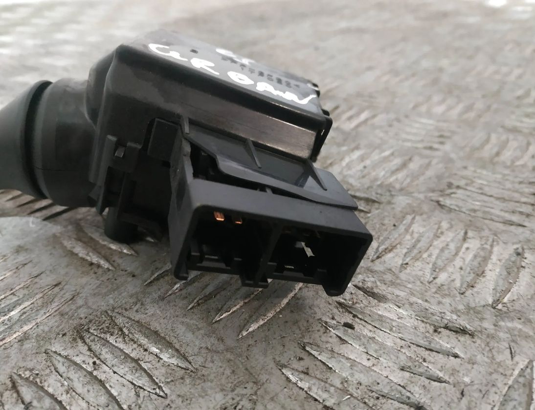 TOYOTA Urban Cruiser 1 generation (2008-2020) Управление стеклоочистителями 52230-17F704,5223017F704 18153108